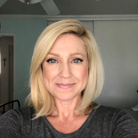 Meet your Posher, Ami - Picture 1 of 1